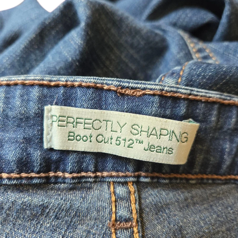 Levi's 512 Perfectly Shaping Medium Wash Mid Rise Wide Leg Bootcut Jeans Size 12